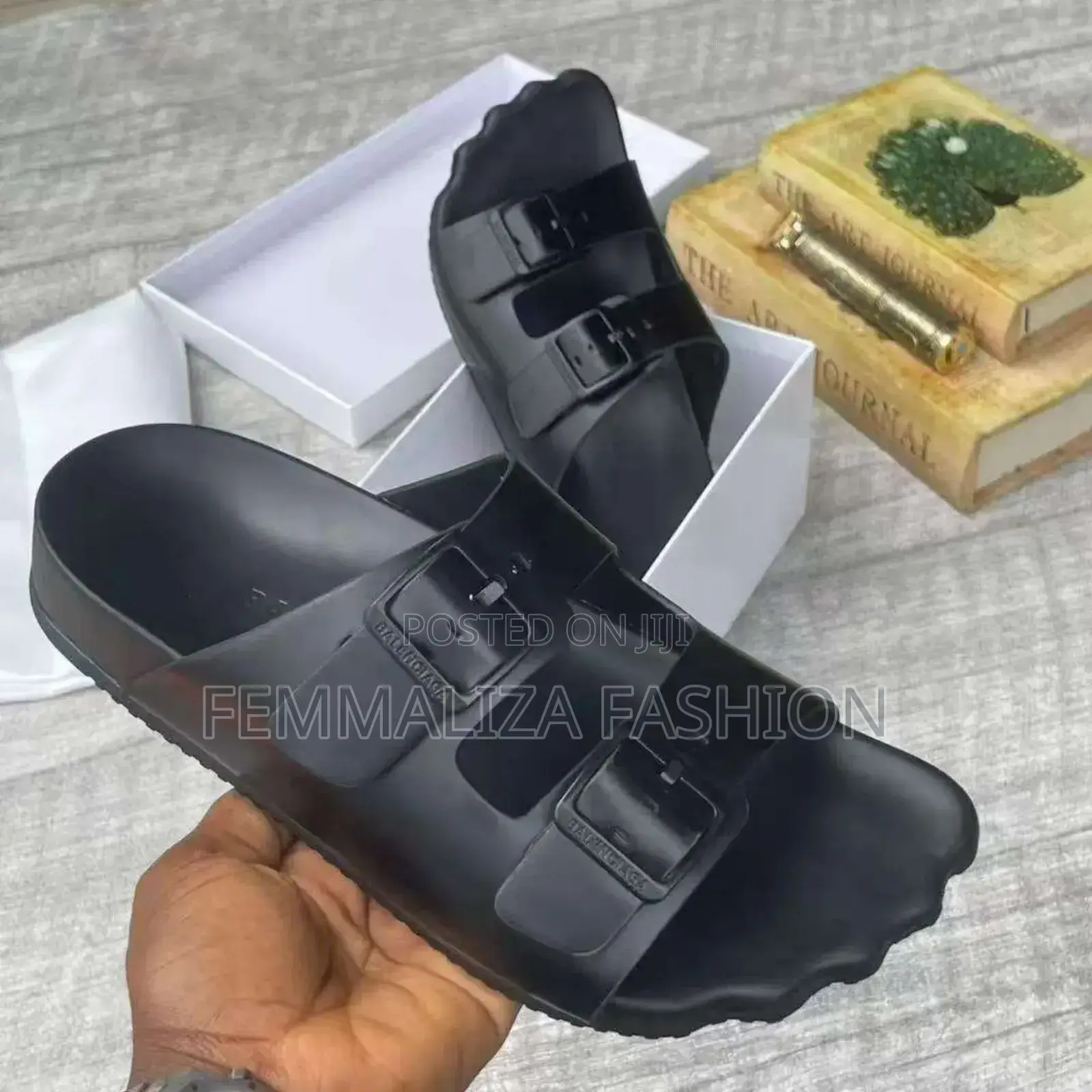 Men Classic Leather Slides