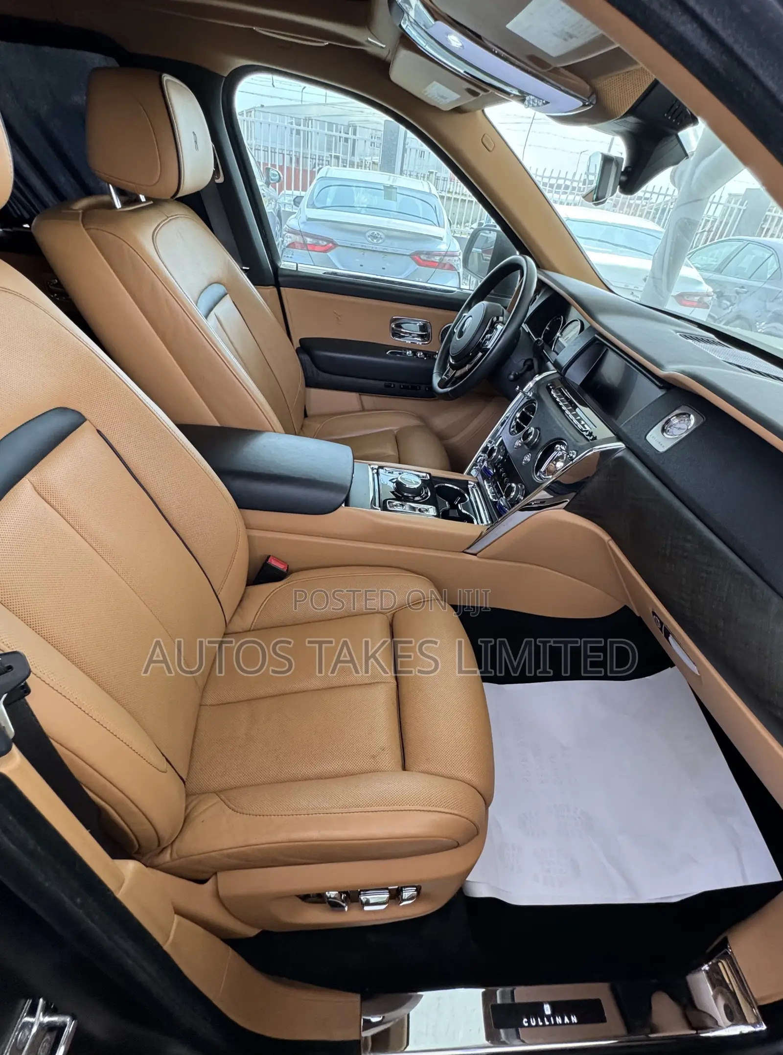 Rolls-Royce Cullinan Base 2019 Black