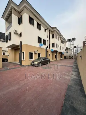 4bdrm Duplex in Ikota for rent