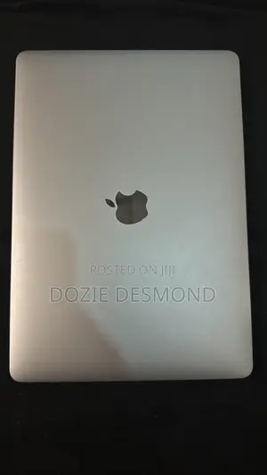 Laptop Apple MacBook Pro 2020 8GB Intel Core i5 SSD 256GB