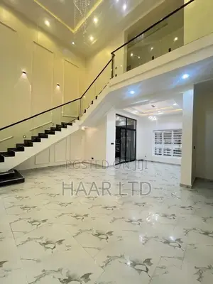 5bdrm Duplex in Ikota for rent
