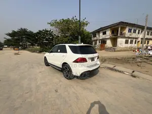 Mercedes-Benz GLE-Class GLE 350 2017 White