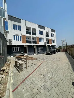 4bdrm Duplex in Ikeja for sale