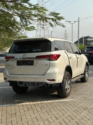 Toyota Fortuner 4.0 AWD 2023 White