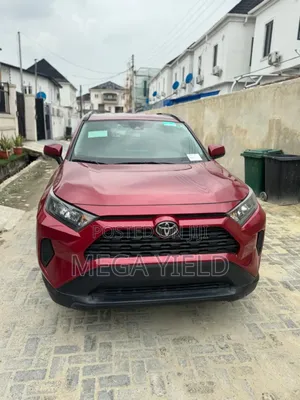 Toyota RAV4 LE 2022 Red