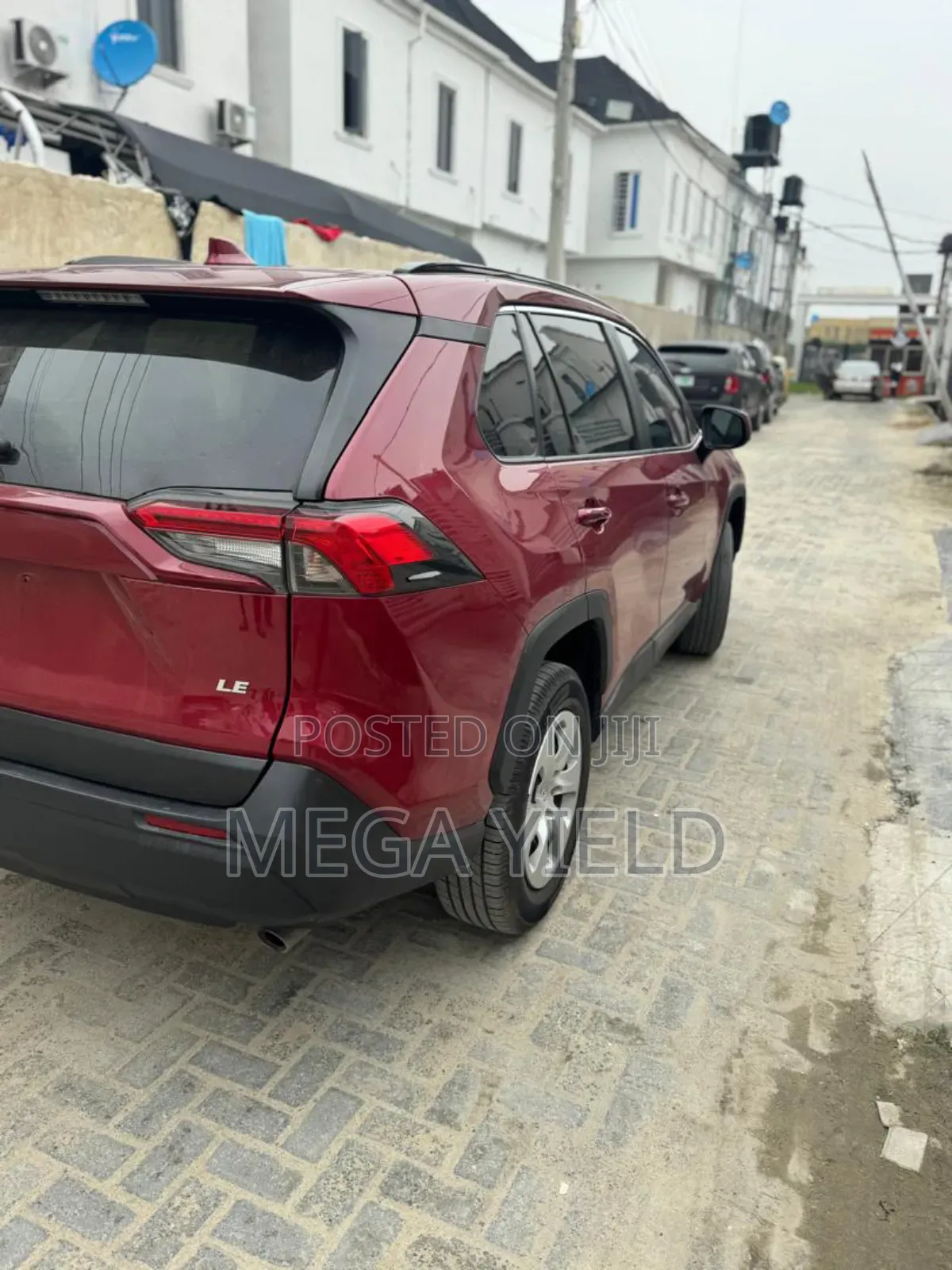 Toyota RAV4 LE 2022 Red