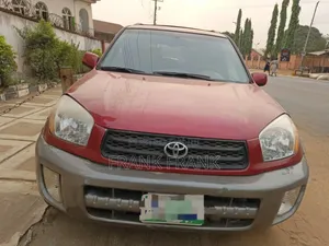 Toyota RAV4 Automatic 2003 Red