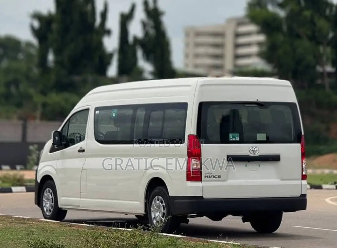 Toyota HiAce 2020 White