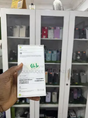 New Apple iPhone 16 128 GB Blue