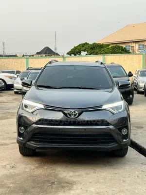 Toyota RAV4 Limited AWD (2.5L 4cyl 6A) 2016 Gray