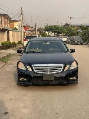 Mercedes-Benz E350 Base 4Matic Sedan AWD (3.5L 6cyl 7A) 2013 Black