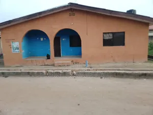 3bdrm Bungalow in Mowe, Obafemi-Owode for sale