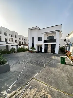 5bdrm House in Guzape District for sale