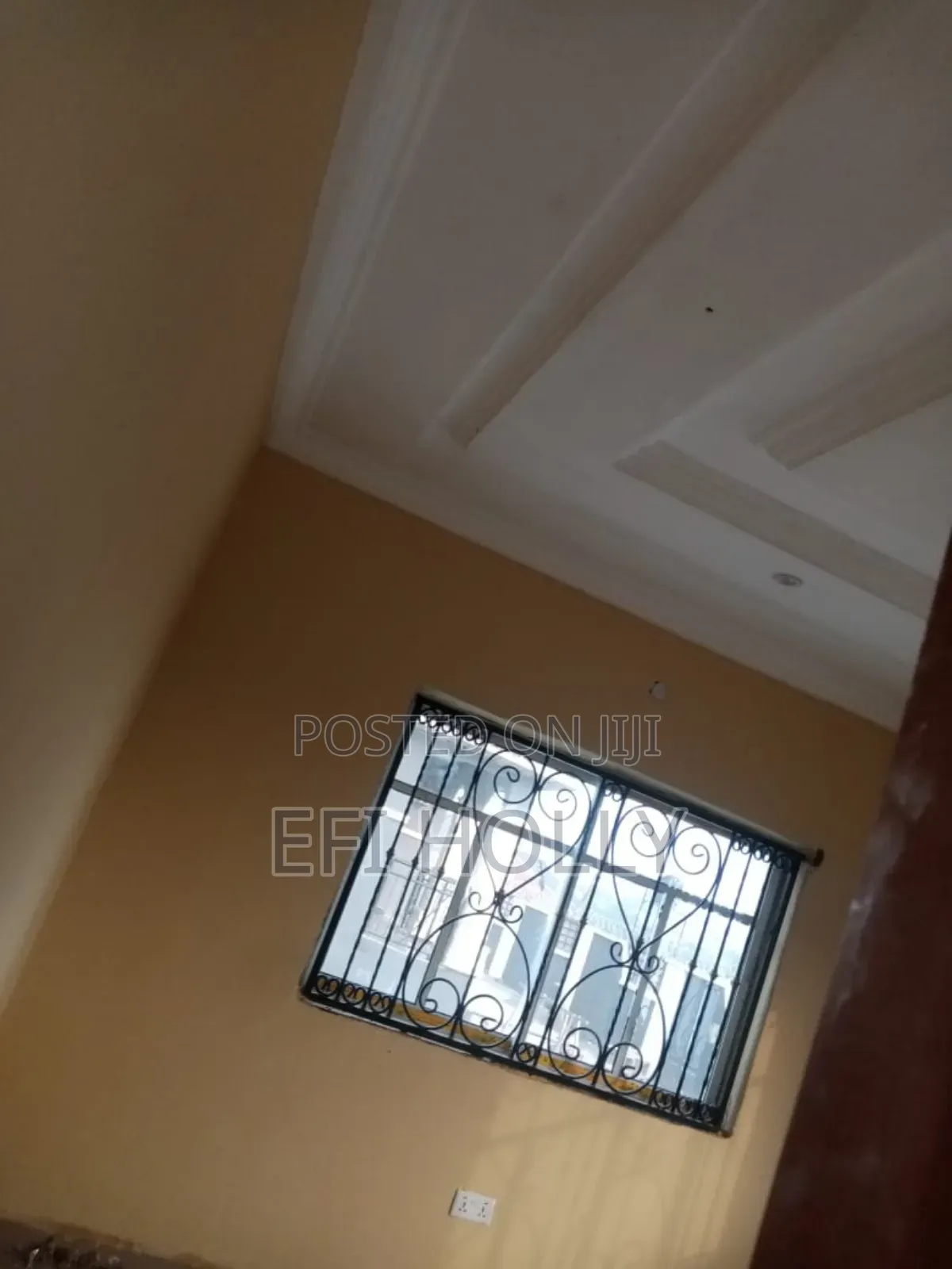 Pop Ceiling Installation and Wall Screeding