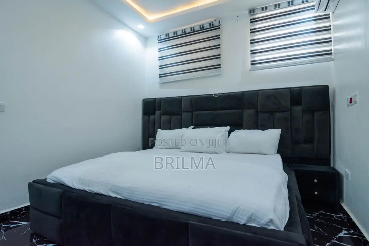 3bedrooms Fully Detached Duplex