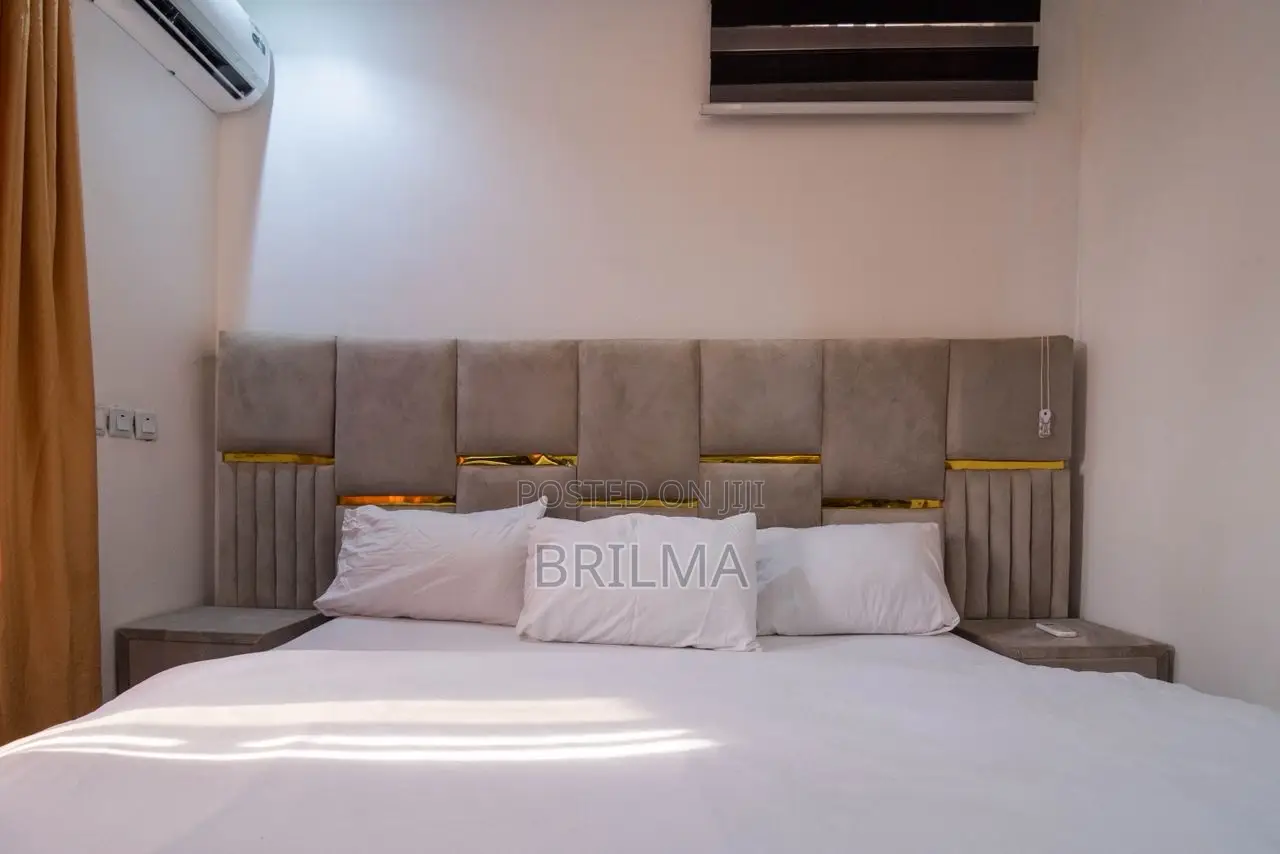 3bedrooms Fully Detached Duplex