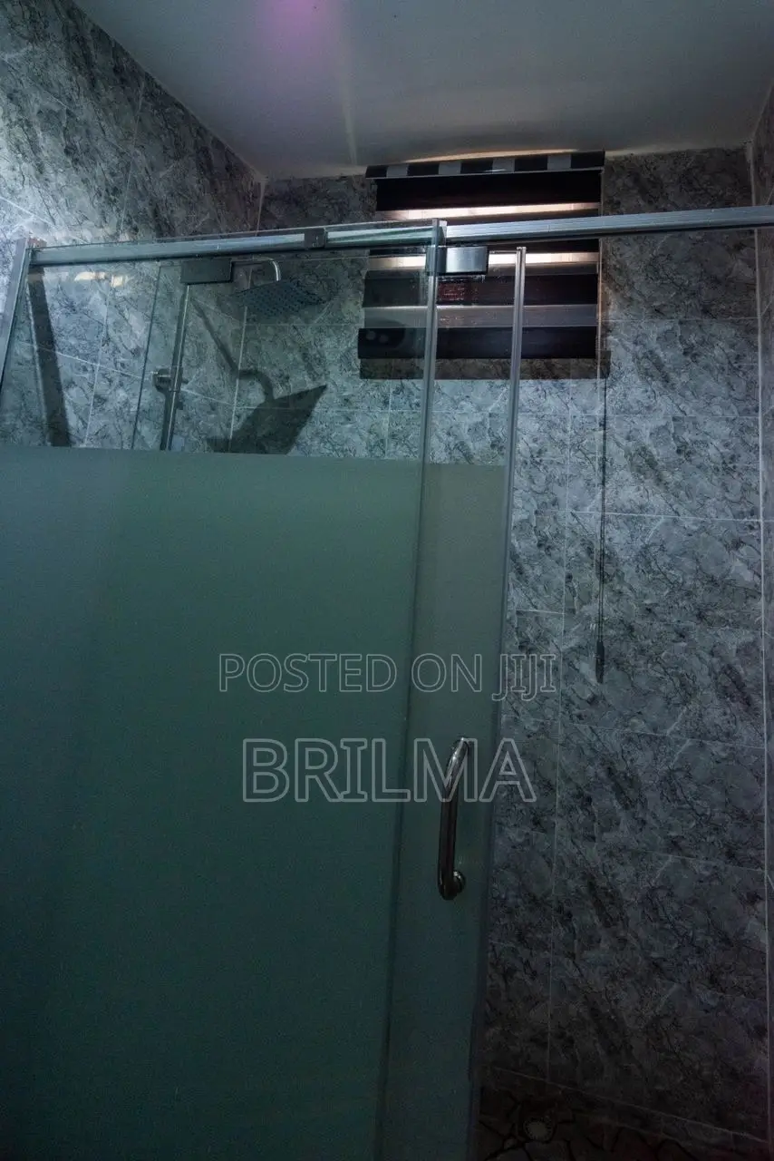 3bedrooms Fully Detached Duplex