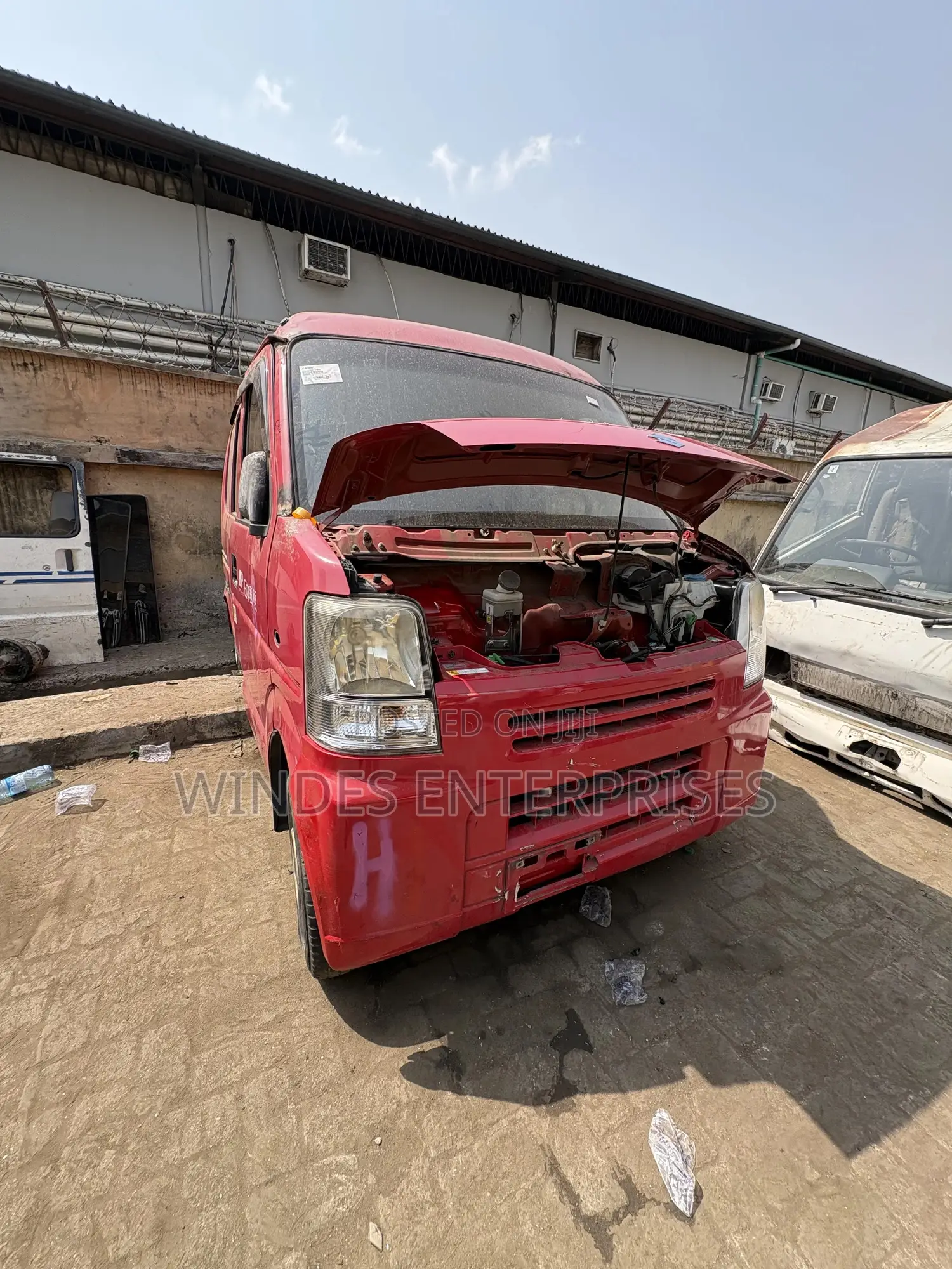 Suzuki Every 2012 Red