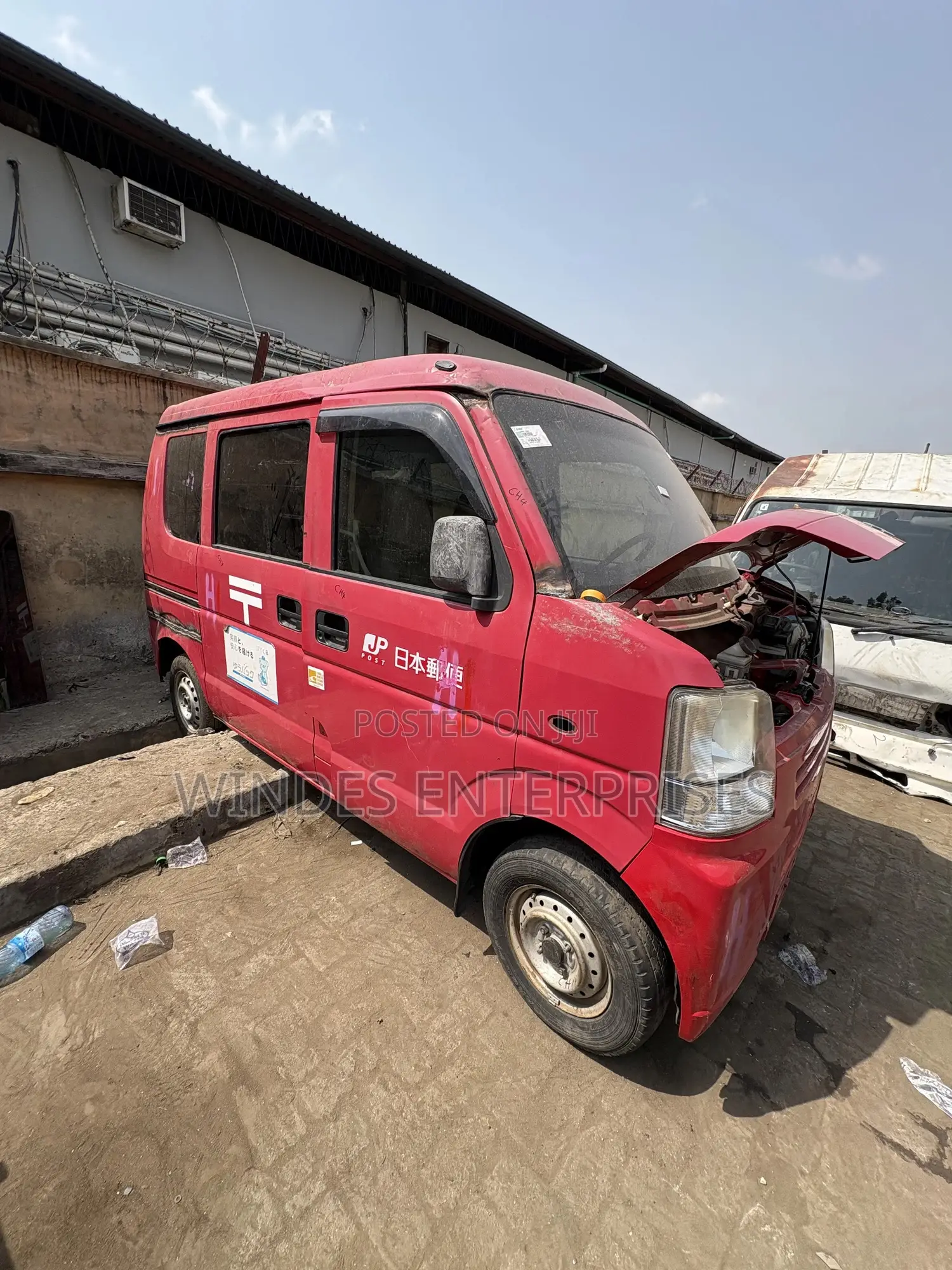 Suzuki Every 2012 Red