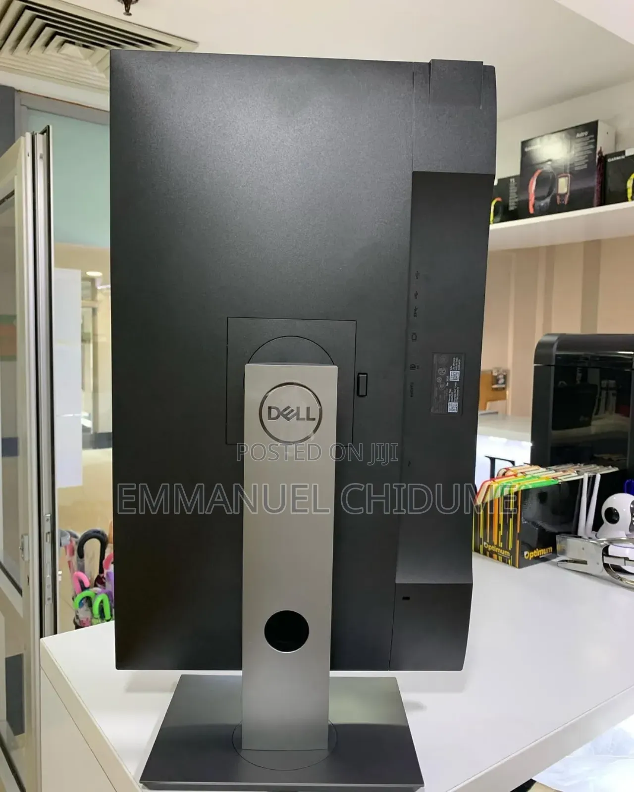 Dell 27 Inches Flameless Monitor