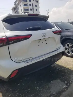 Toyota Highlander XLE AWD 2020 White
