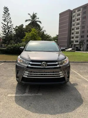 Toyota Highlander XLE V6 4x4 (3.5L 6cyl 6A) 2016 Gray