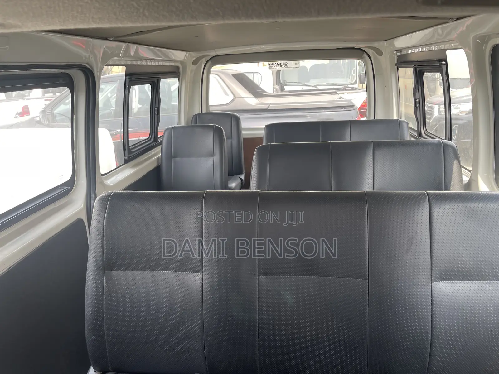 Toyota HiAce 2012 White