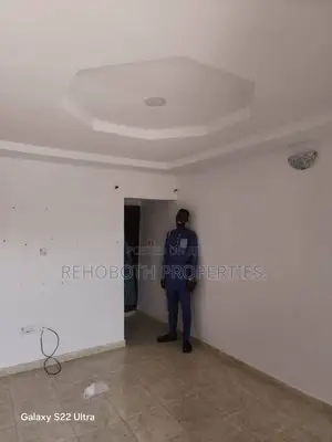 1bdrm Bungalow in New Garage, Akala Express for rent