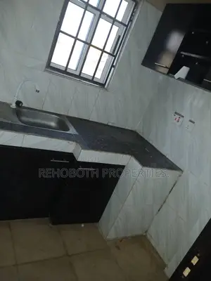 1bdrm Apartment in Babalola, Akala Express for rent