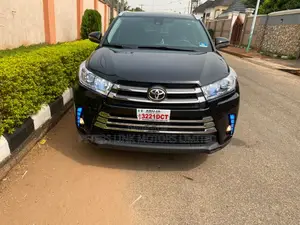 Toyota Highlander Platinum 2021 Black
