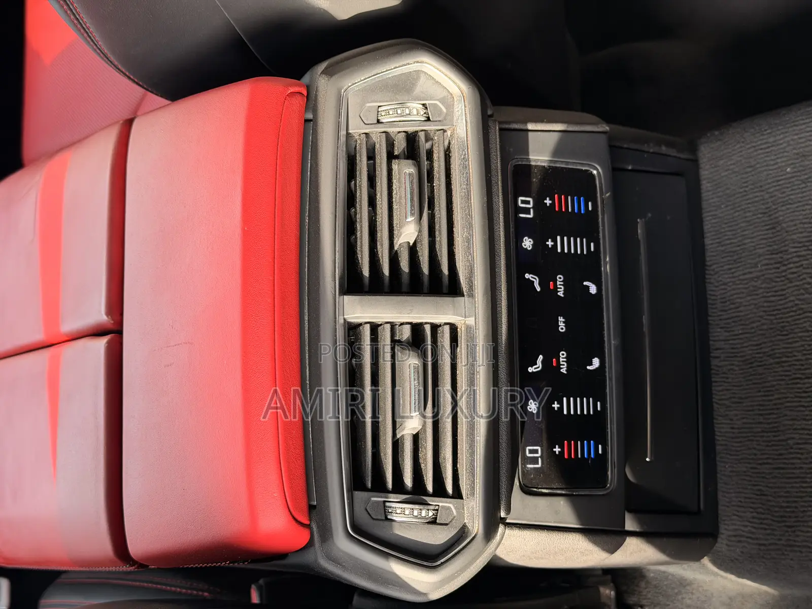 Lamborghini Urus Base 4dr AWD 2020 Red