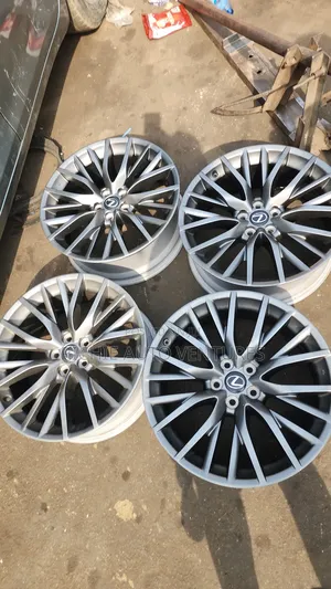 Original Oem Rx350 Fsport Rim.