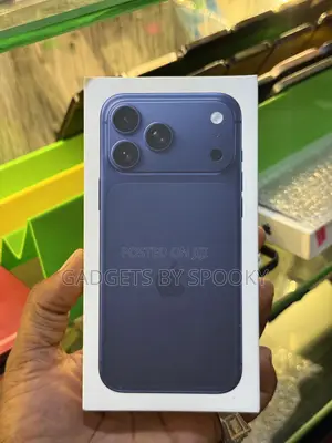 New Apple iPhone 17 Pro Max 256 GB Blue