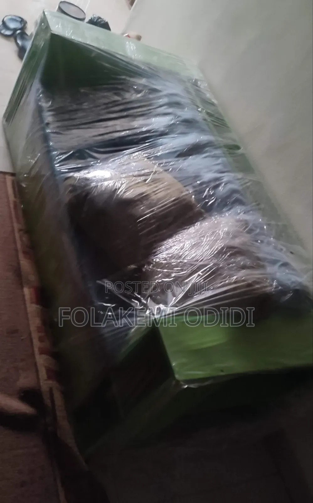 Sofa With Side Book Shelf