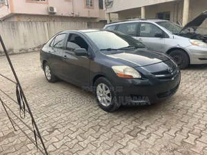 Toyota Yaris 2008 Black
