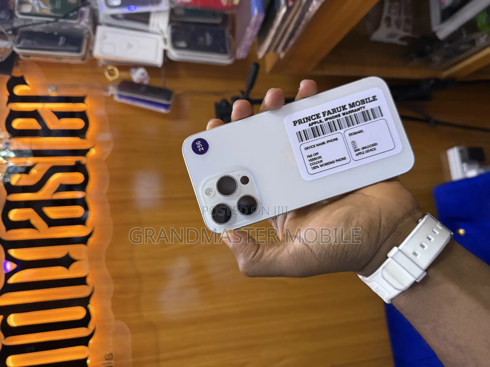 Apple iPhone 15 Pro Max 256 GB Silver