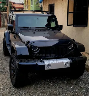 Jeep Wrangler Unlimited Sahara 2010 Black