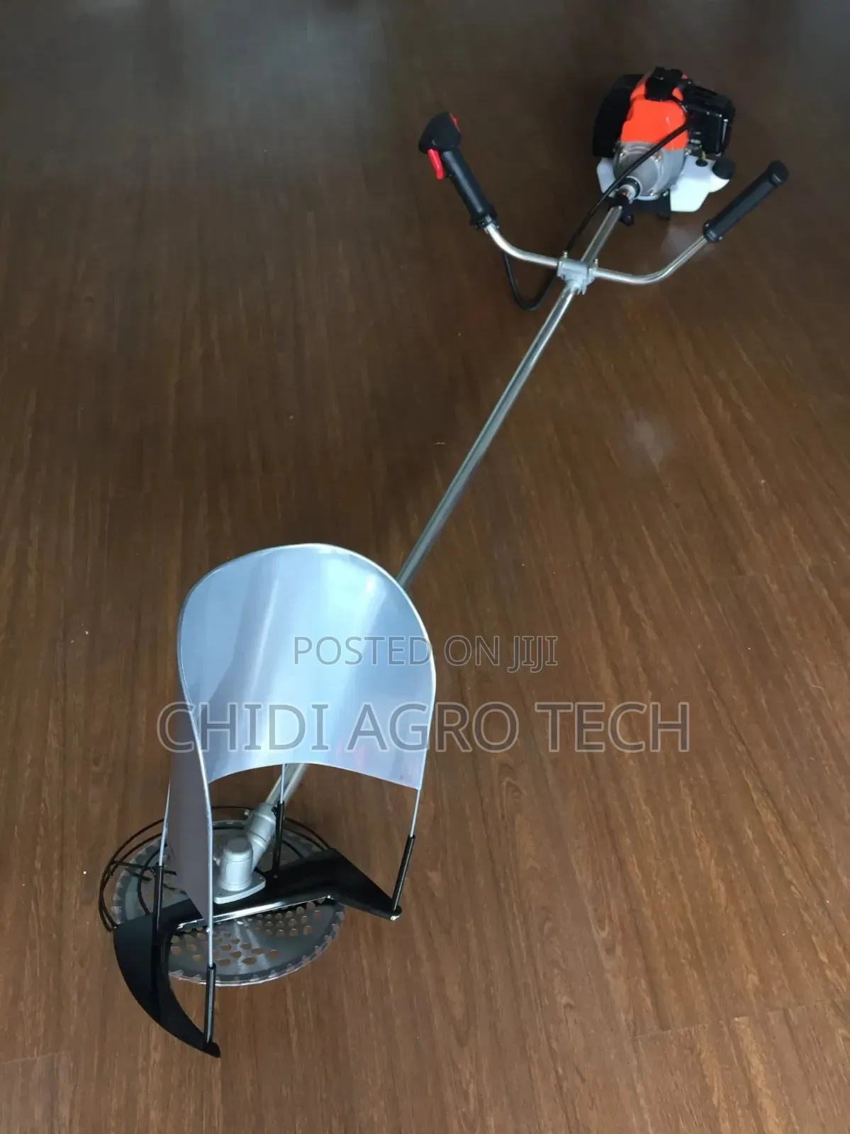 Rice Harvester Machine