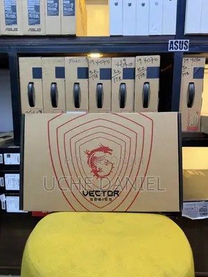New Laptop MSI Vector 16 HX AI A2XWIG 32GB Intel Core Ultra 9 SSD 2T