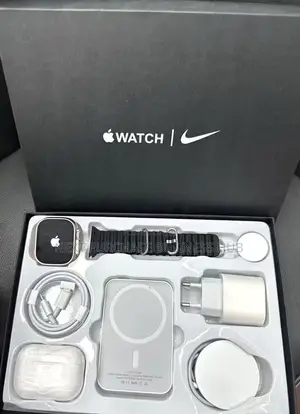 7 in 1 Ultra 3 Smart Watch Gift Box