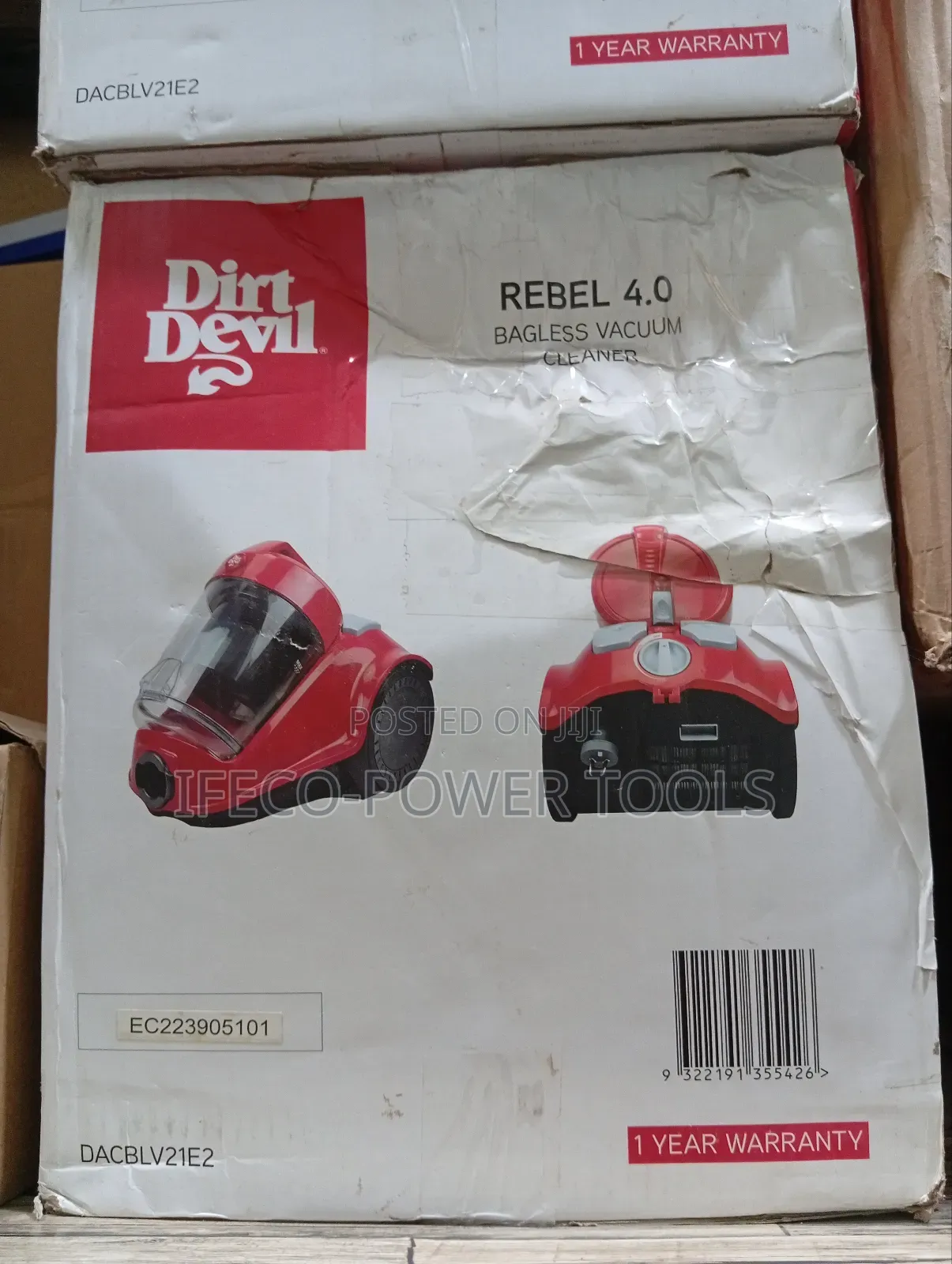 Dirt Devil Rebel 4.0 Bagless Vacuum Cleaner.