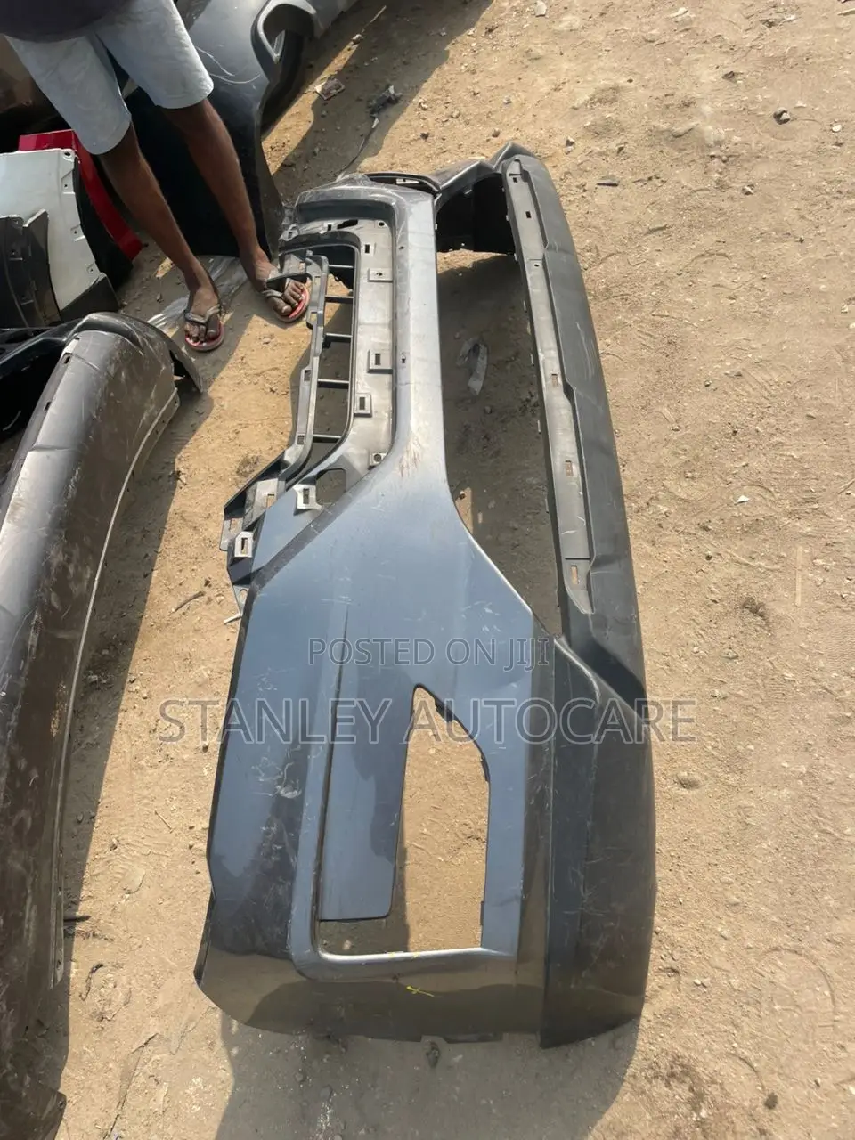 Front Bumper Nissan Rogue 2017