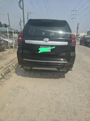 Toyota Land Cruiser Prado 2015 Black