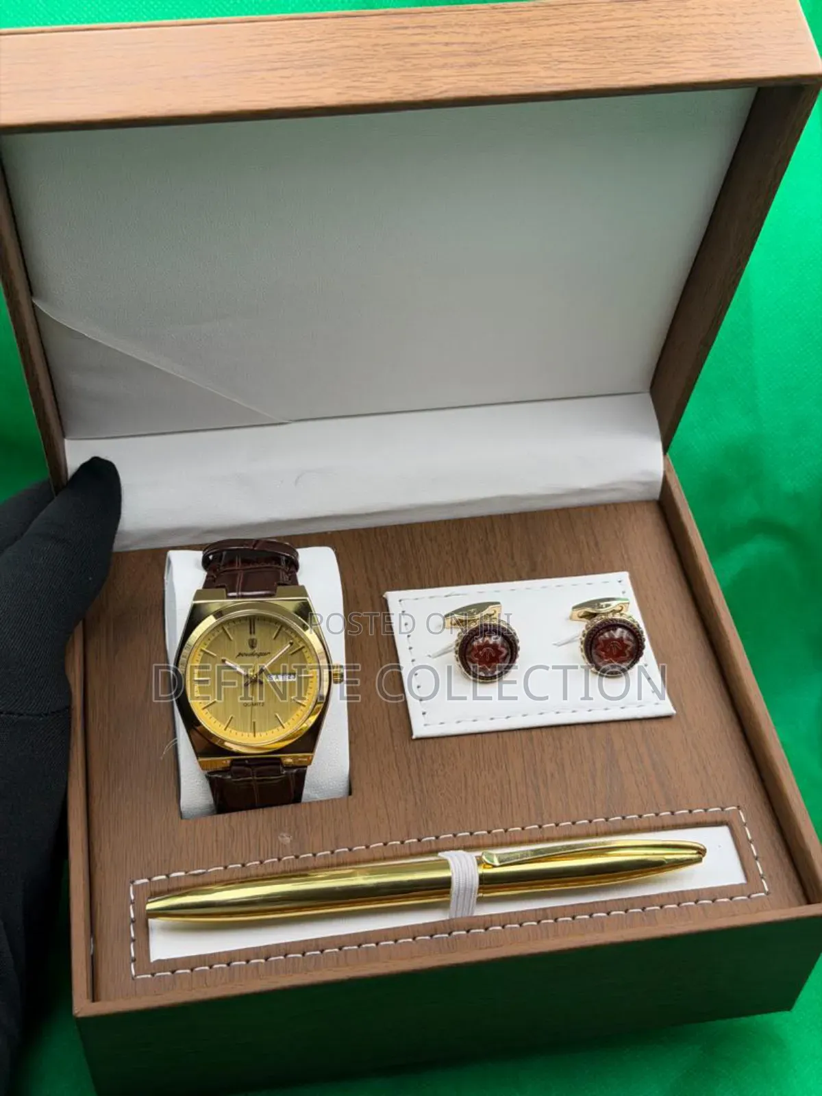 Poedagar Leather Wristwatch Set