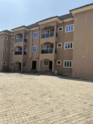 For Sale 9unit of 3bedrm Flat Good for Hotel in Durumi 1.5b.