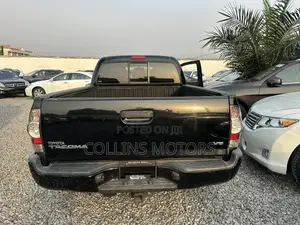 Toyota Tacoma 2013 Black
