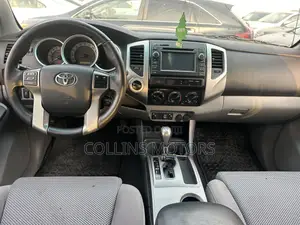 Toyota Tacoma 2013 Black
