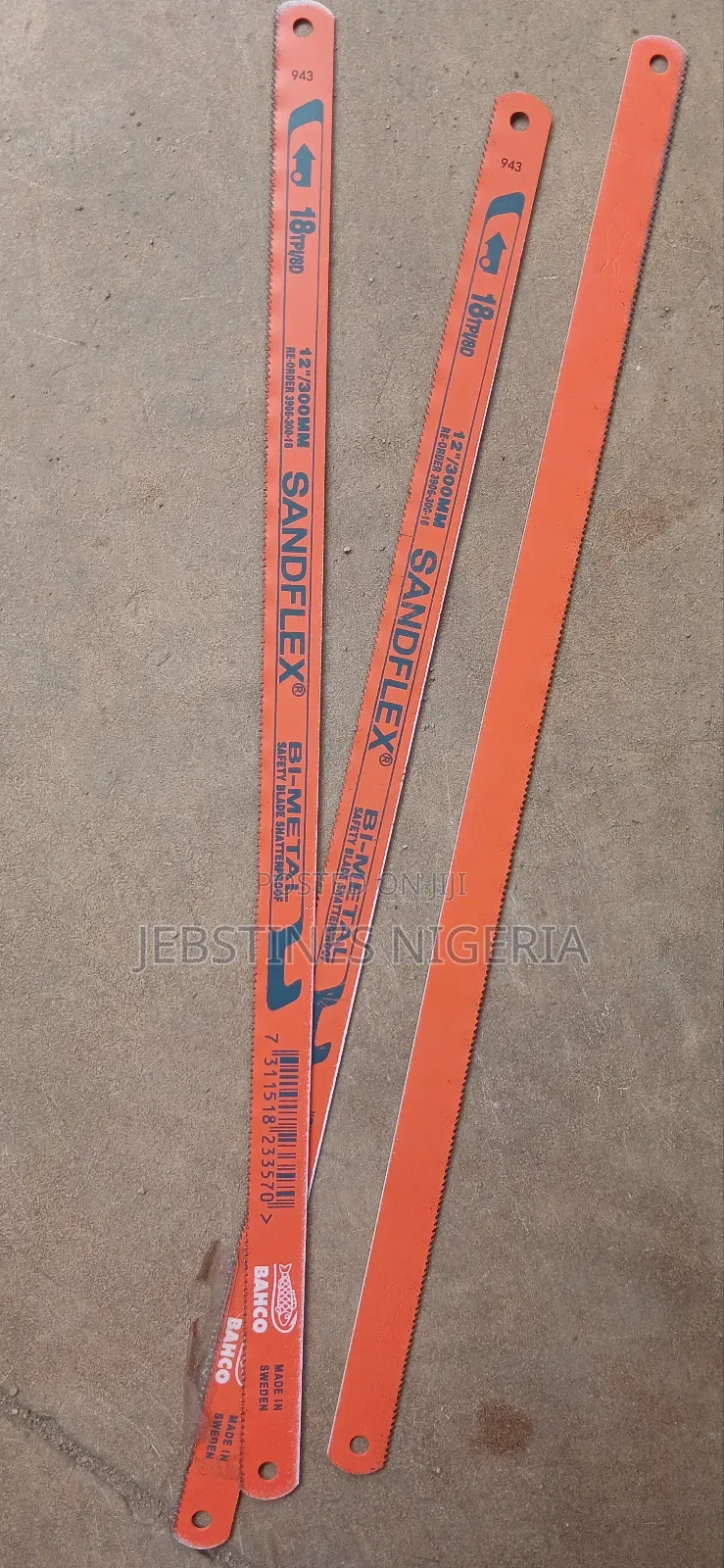 Hand-Held Saw Frame