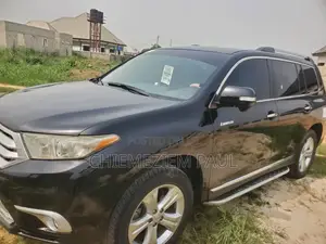 Toyota Highlander Limited 2011 Black