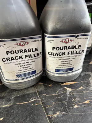 TRC Pourable Crack Filler